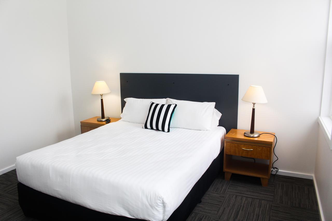 Crown Cbd Motel - City Location Бендиго Экстерьер фото